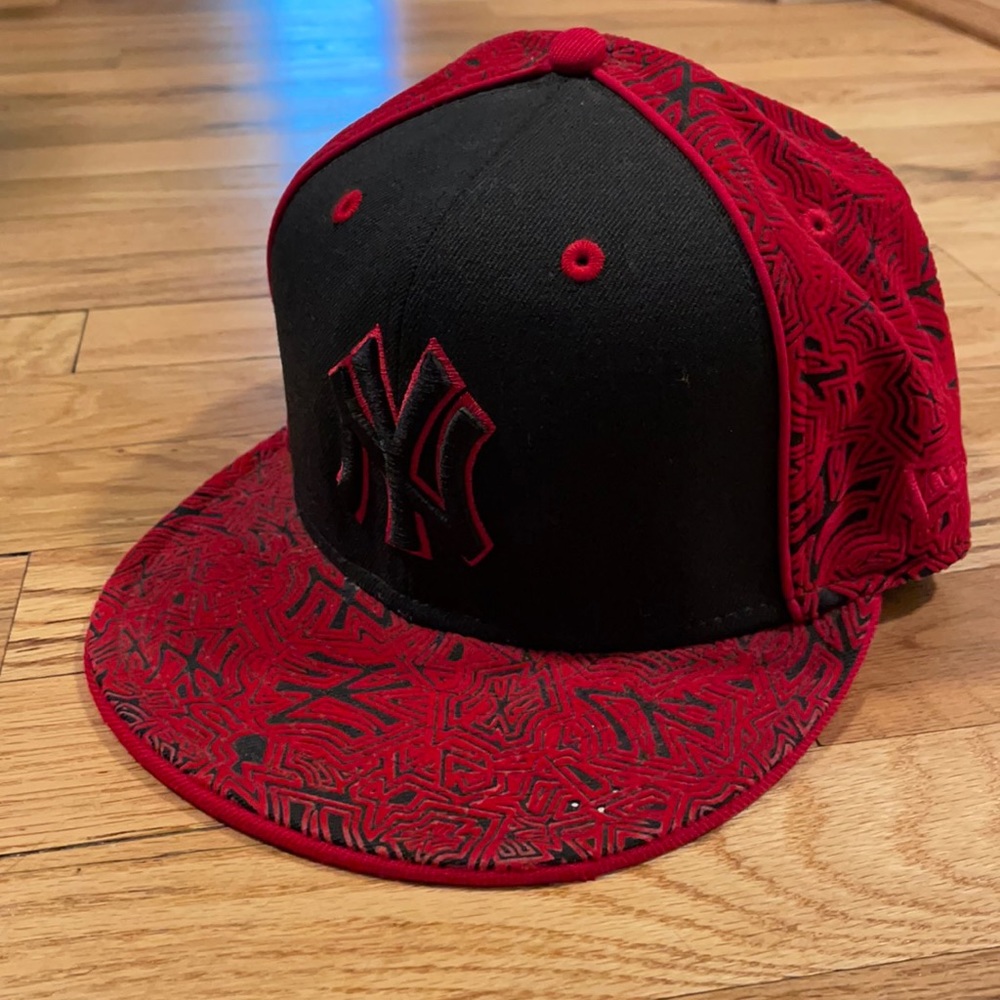 NY Yankees New Era 59fifty hat size 7 1/4
